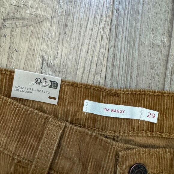 NWT Levi's Women's '94 Baggy Brown Corduroy Loose Fit Straight Leg Pants 29 x 30 - Picture 7 of 10